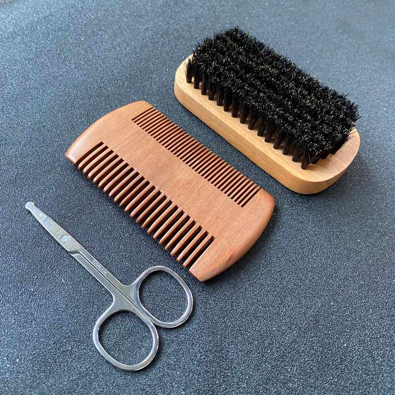 Mens Grooming Kit Bag - ชุดดูแลเคราสำหรับผู้ชาย, แปรงปัดเครา, วัสดุขนแปรง, หวีเครา, กรรไกร, พร้อมถุงเก็บของ,